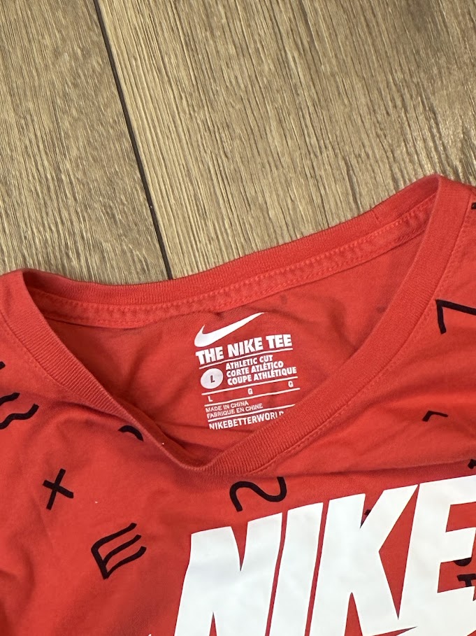 Nike T-shirt