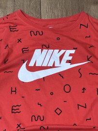Nike T-shirt