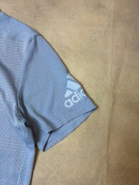 Adidas T-shirt