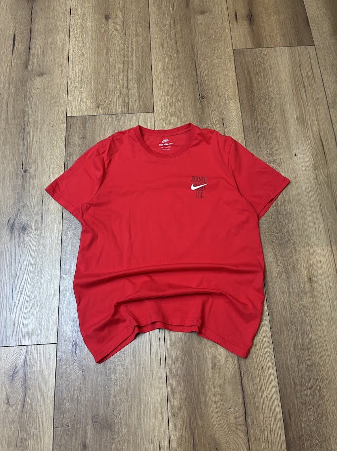 Nike T-shirt